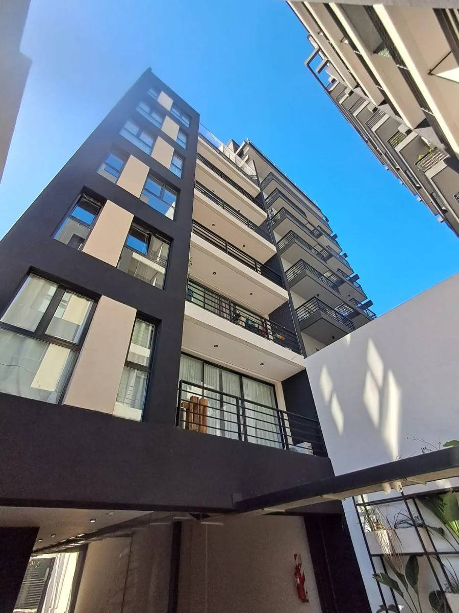 Monoambiente a estrenar en Caseros