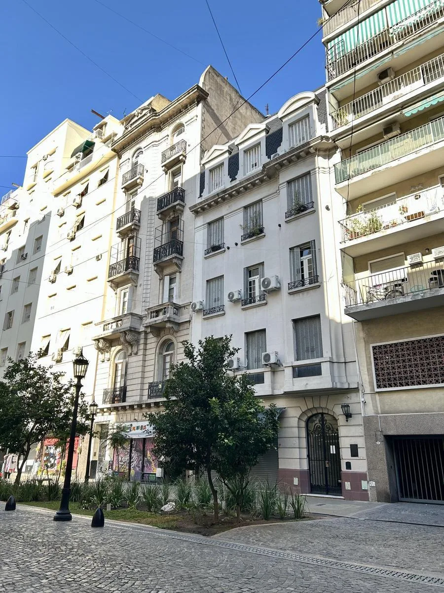 Apartamento de três ambientes com 2 quartos em San Telmo