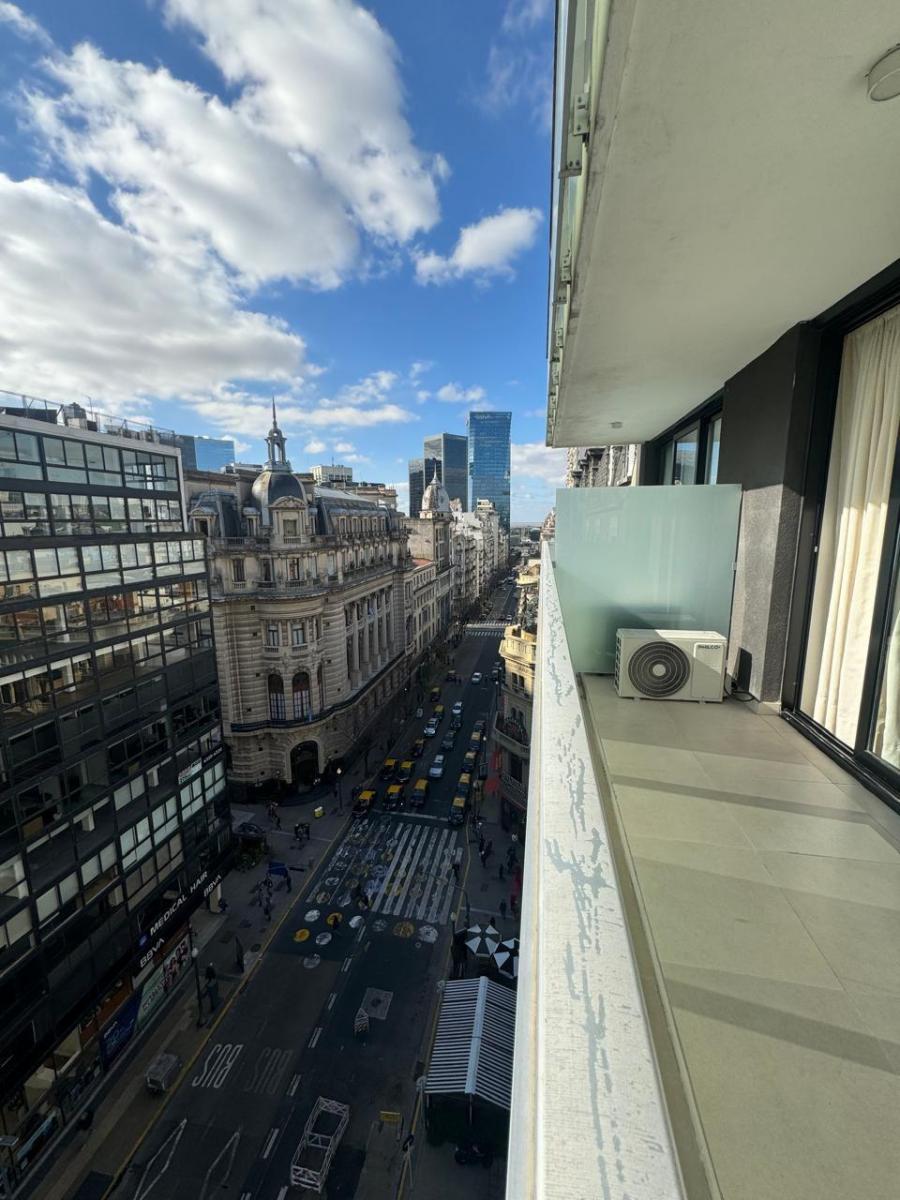 Kitnet mobiliada com varanda em San Nicolás