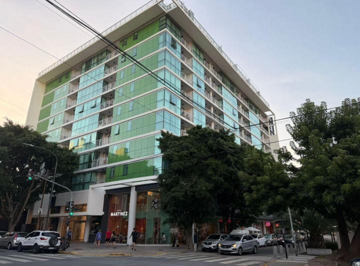 Apartamento de três ambientes com 2 dormitórios em Saavedra