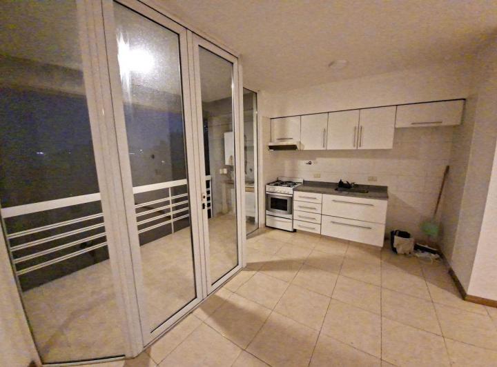 Квартира с 1 спальней в Villa Urquiza, окна во двор