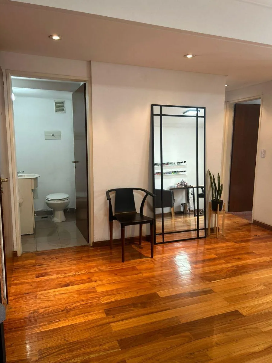 Apartamento de dois ambientes com vaga de garagem em Belgrano