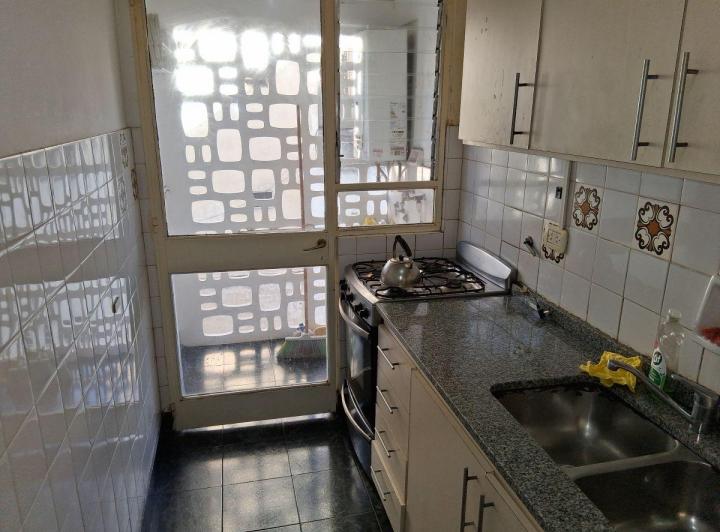 Apartamento de 4 ambientes com varanda em Caballito