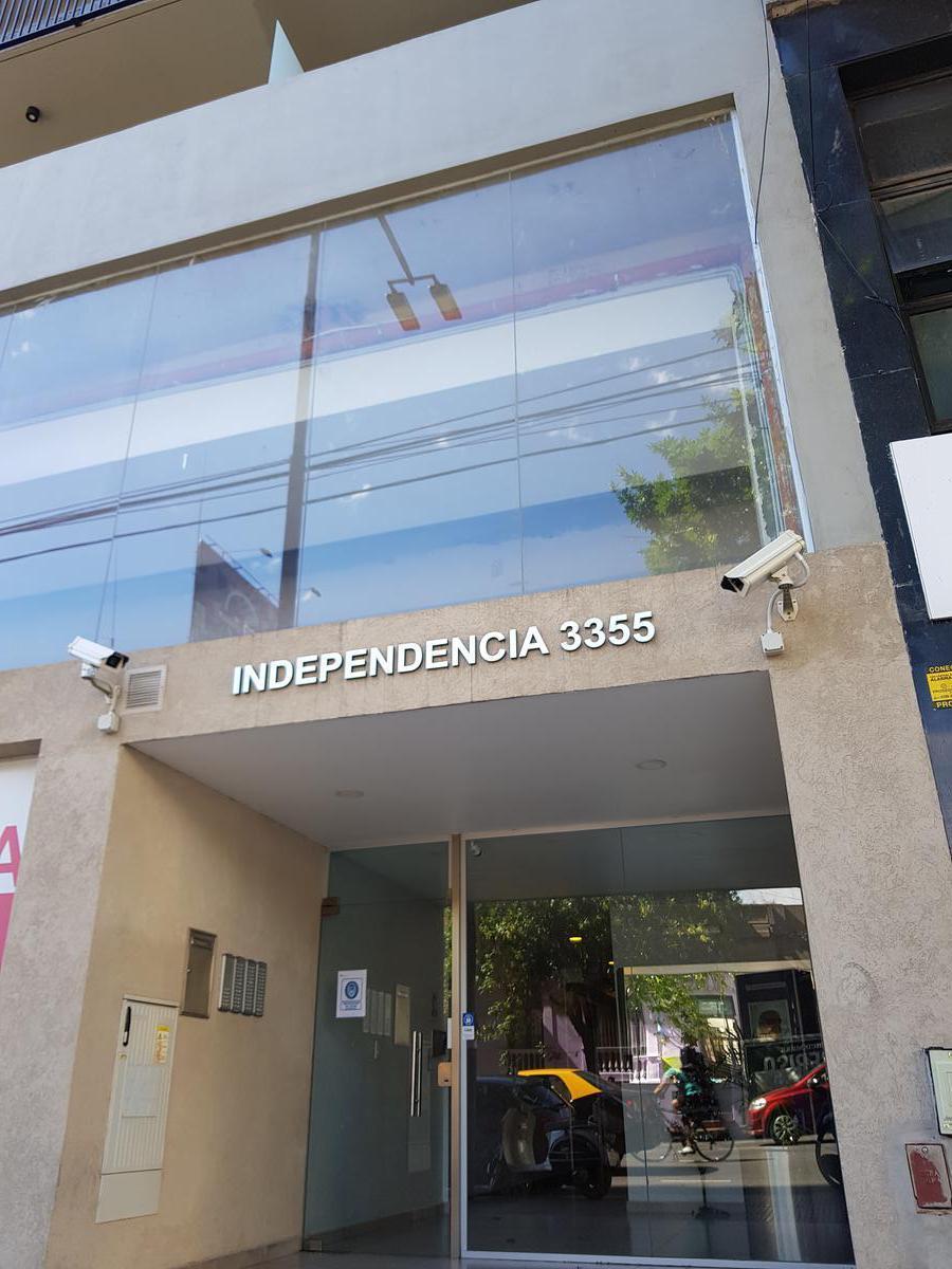 Studio apartment with parking in Almagro