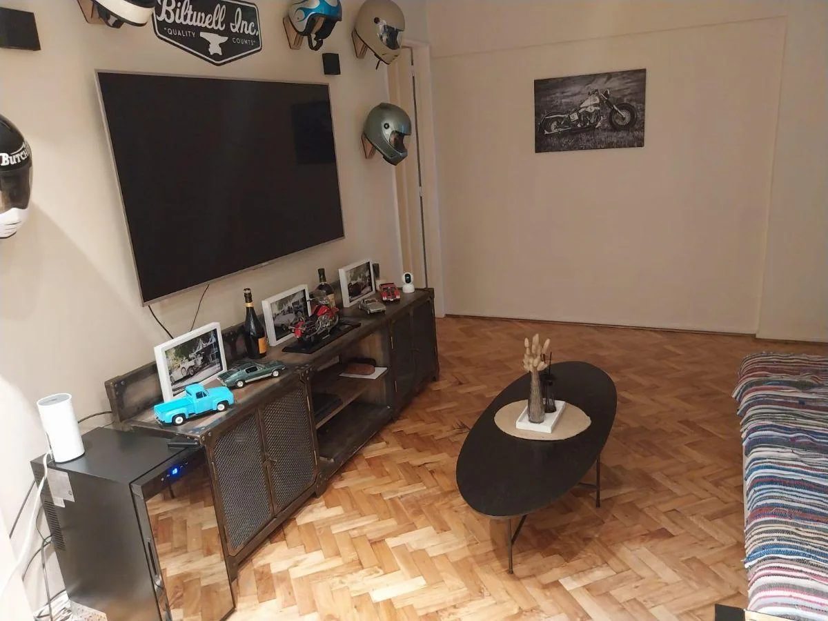 Apartamento com 3 dormitórios em Recoleta, com varanda na Av. Callao