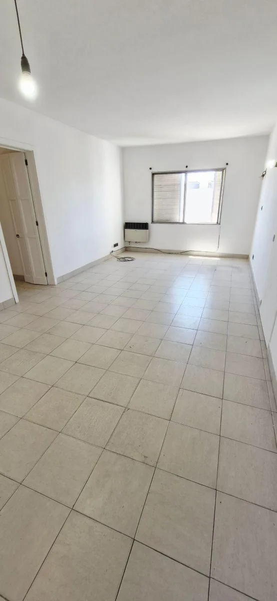 Three-bedroom apartment for rent in La Plata