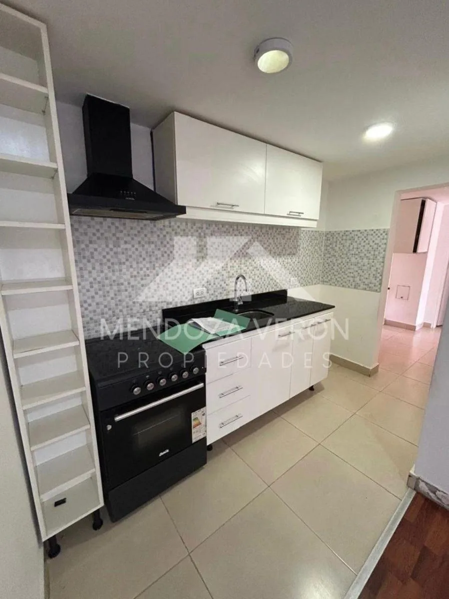 Departamento de 3 ambientes en Moreno Norte