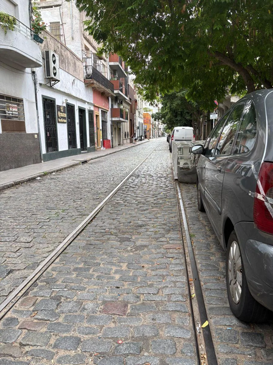 Apartamento de dois ambientes com escritório em San Telmo
