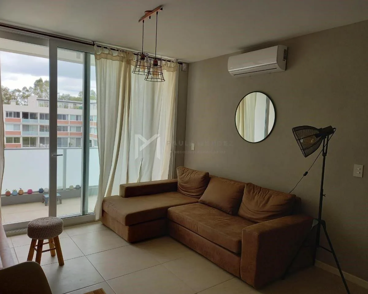 Departamento amoblado de 2 ambientes en Tigre