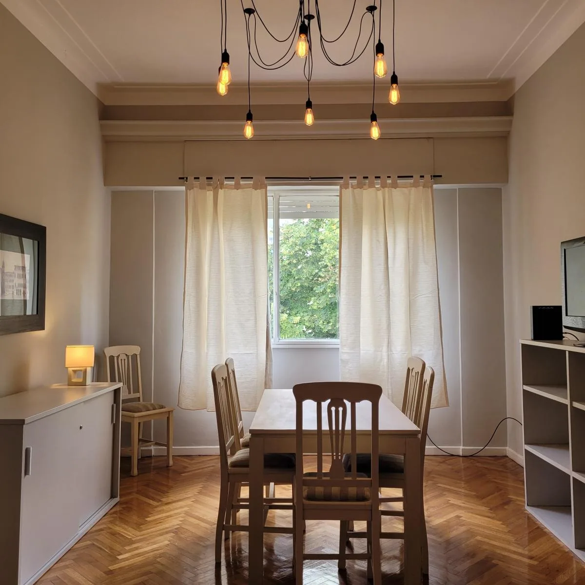 Apartamento de 3 ambientes mobiliado em Monserrat