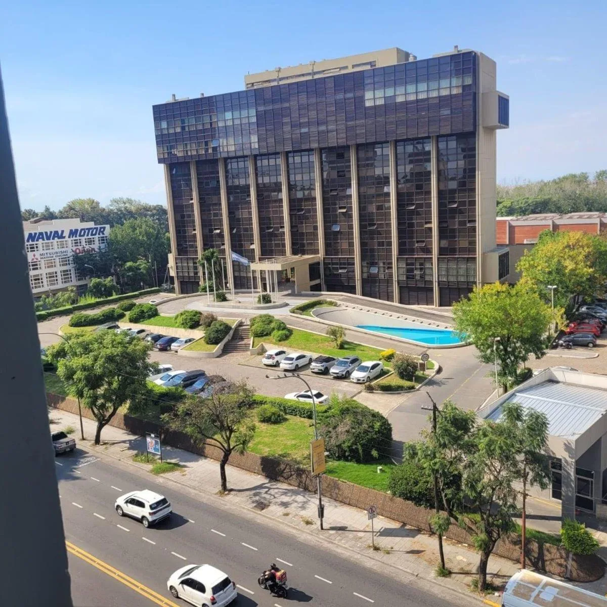 Apartamento de 2 ambientes novo (nunca habitado) com vaga e varanda em Vicente López