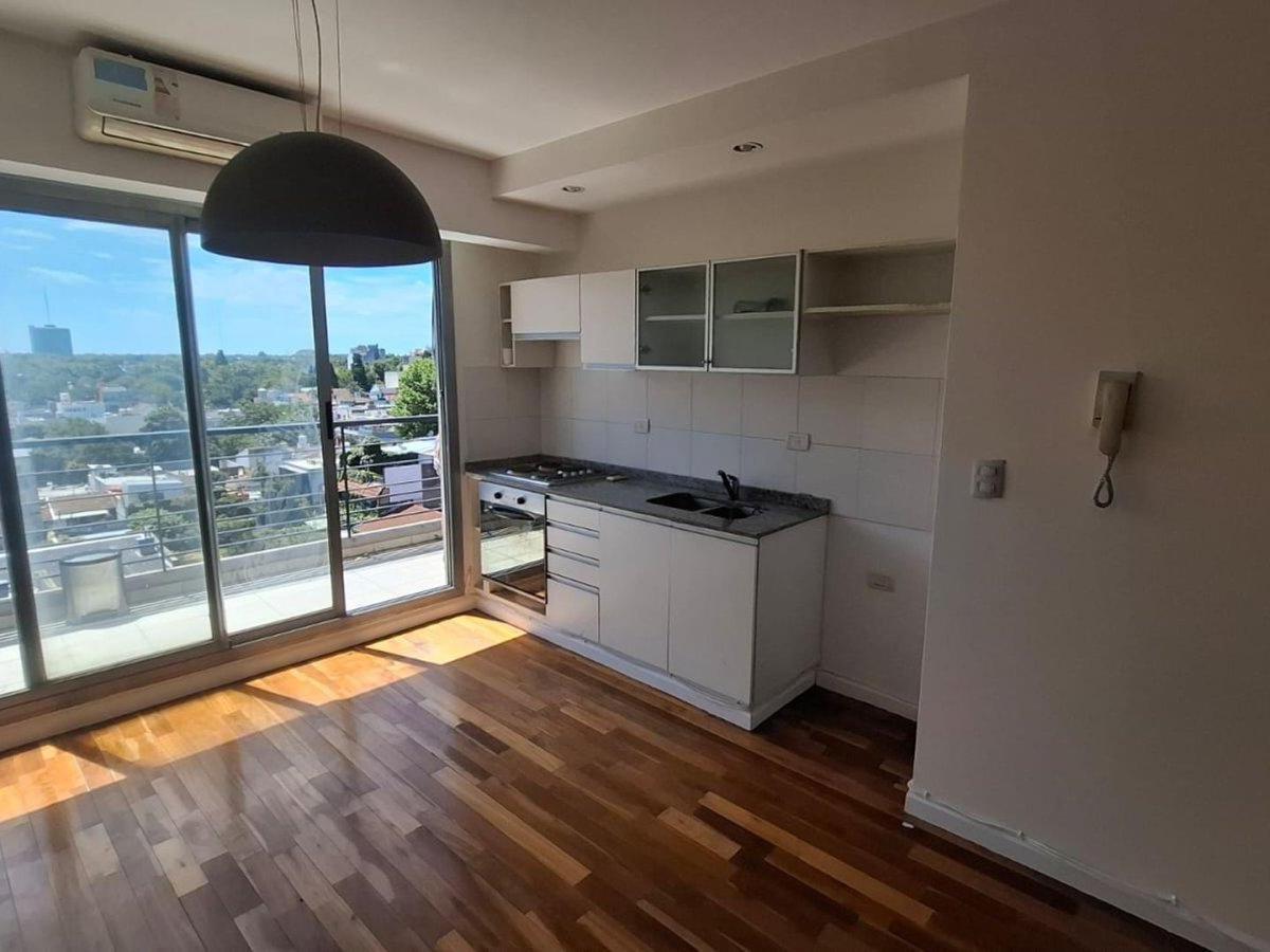 Departamento de 2 ambientes con cochera y baulera en Villa Pueyrredón