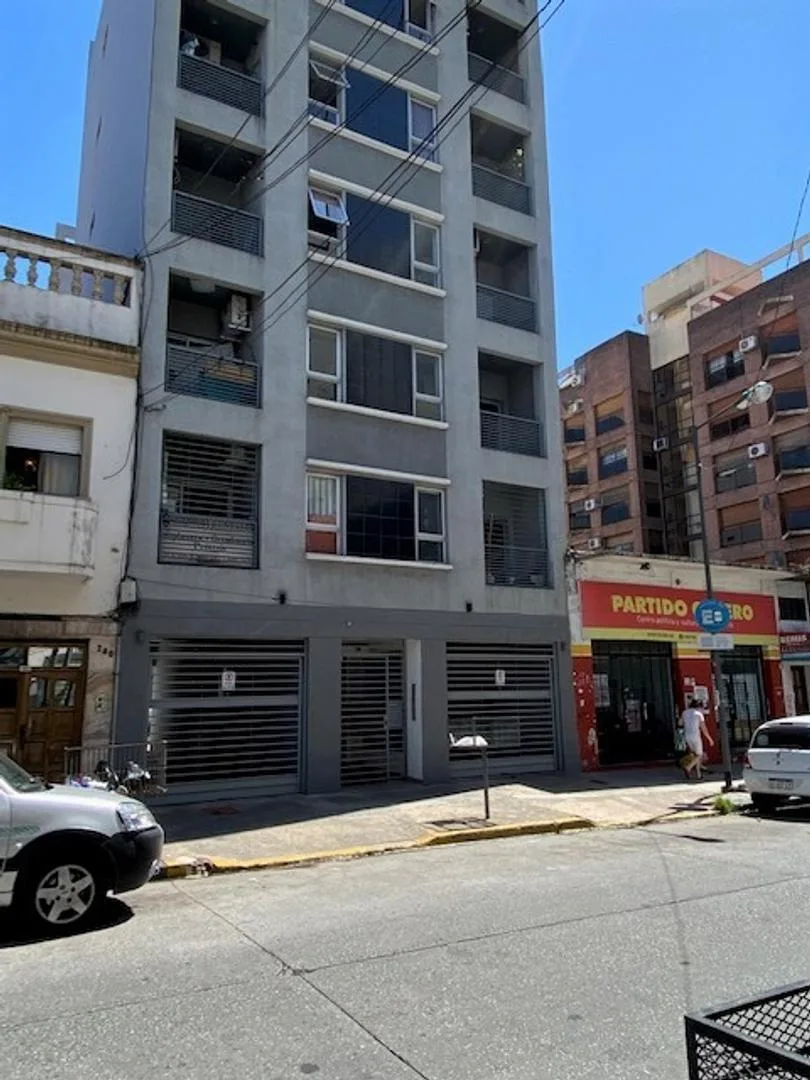 Two-room half-floor apartment in General San Martín Centre