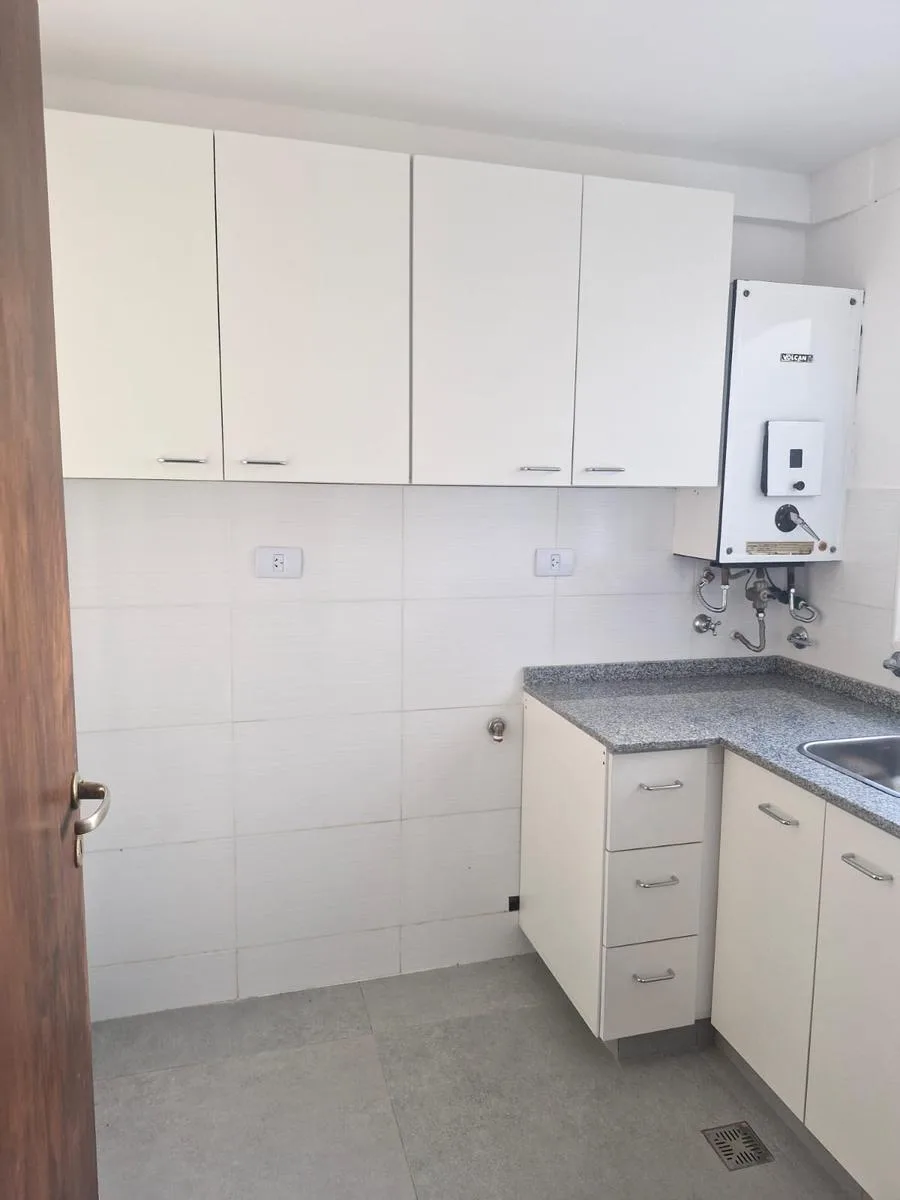 Two-room apartment in Olivos