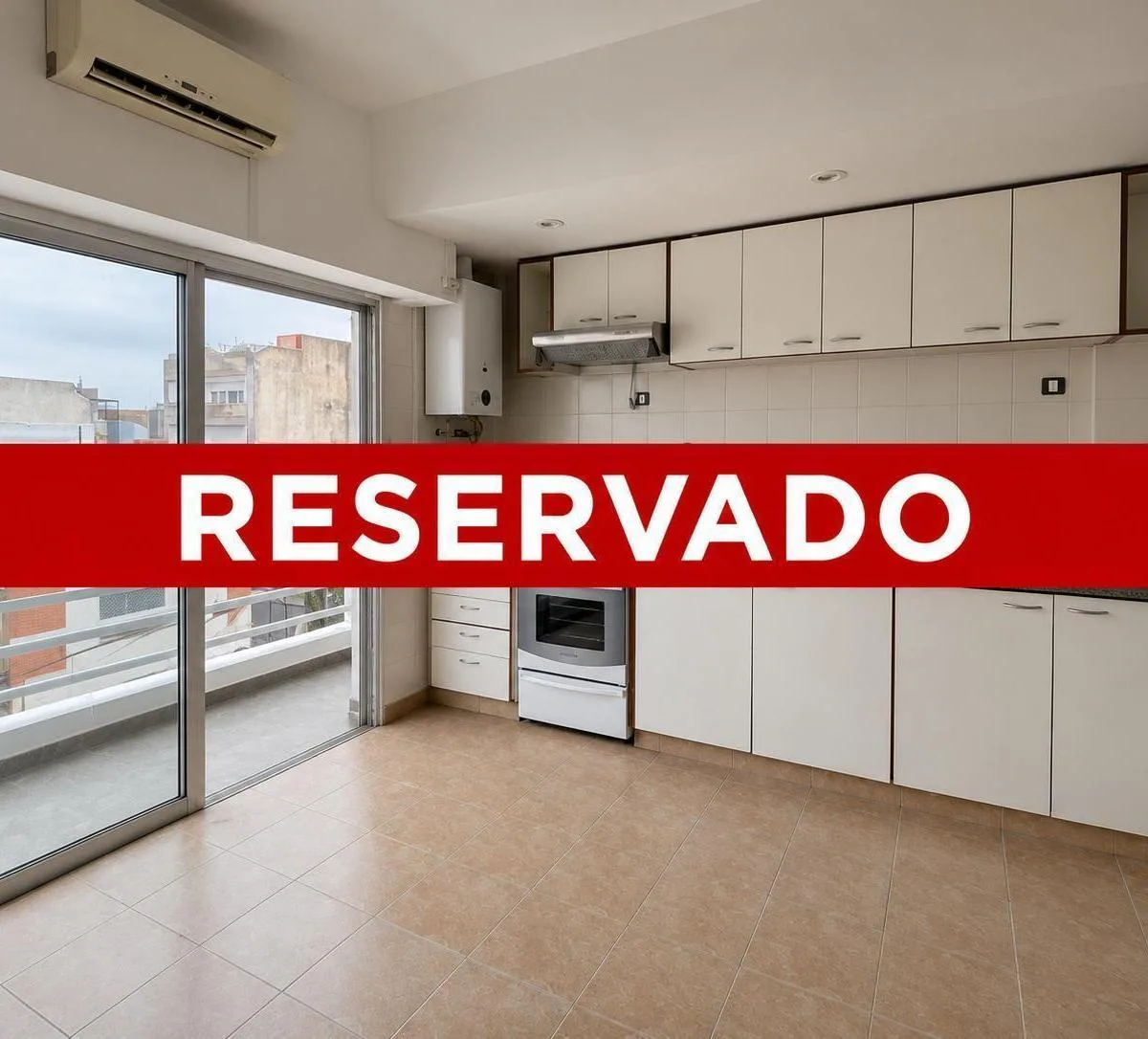PH two-room apartment with balcony in Vicente López