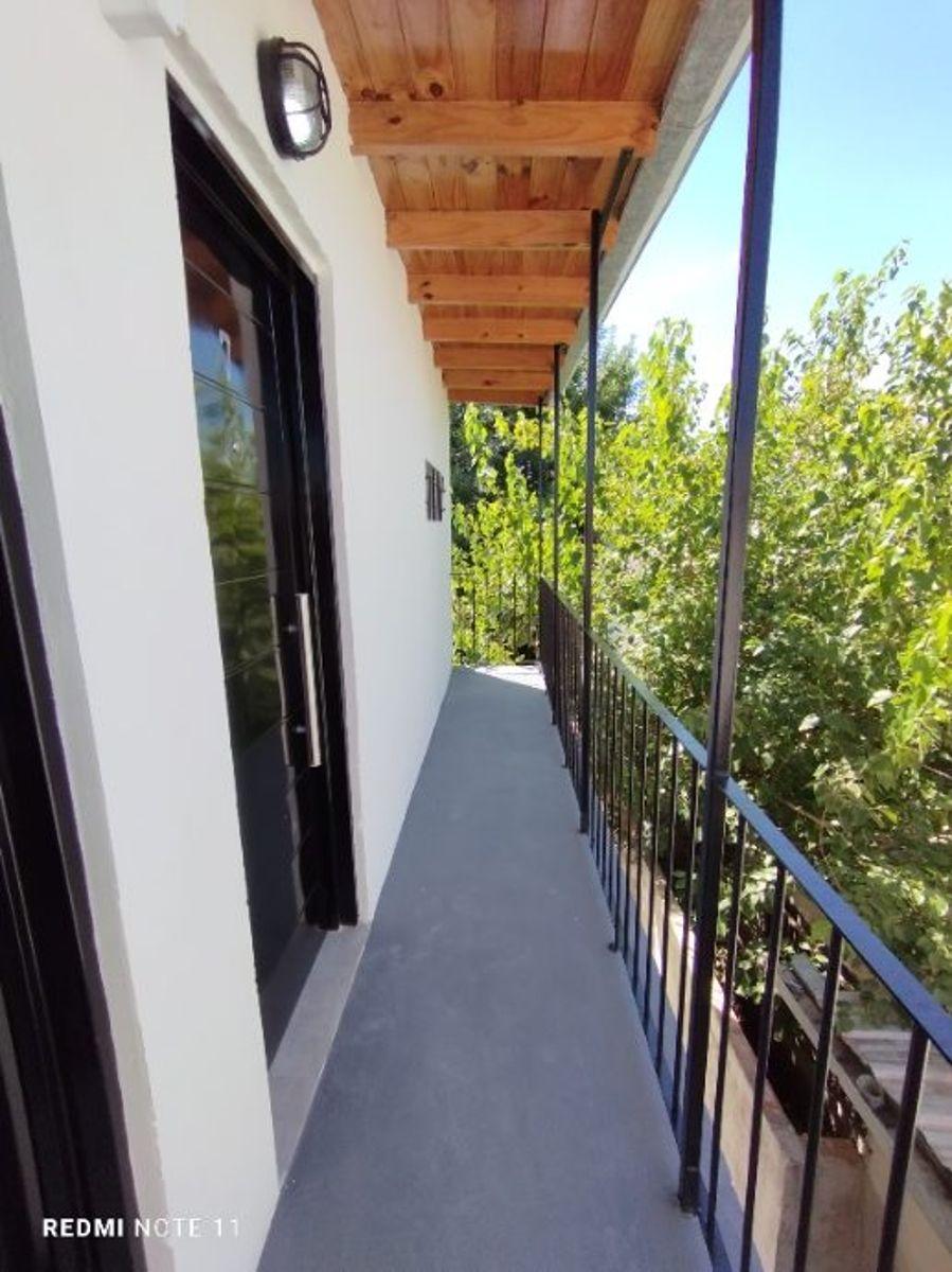 Departamento de 2 dormitorios en San Fernando, primer piso al contrafrente