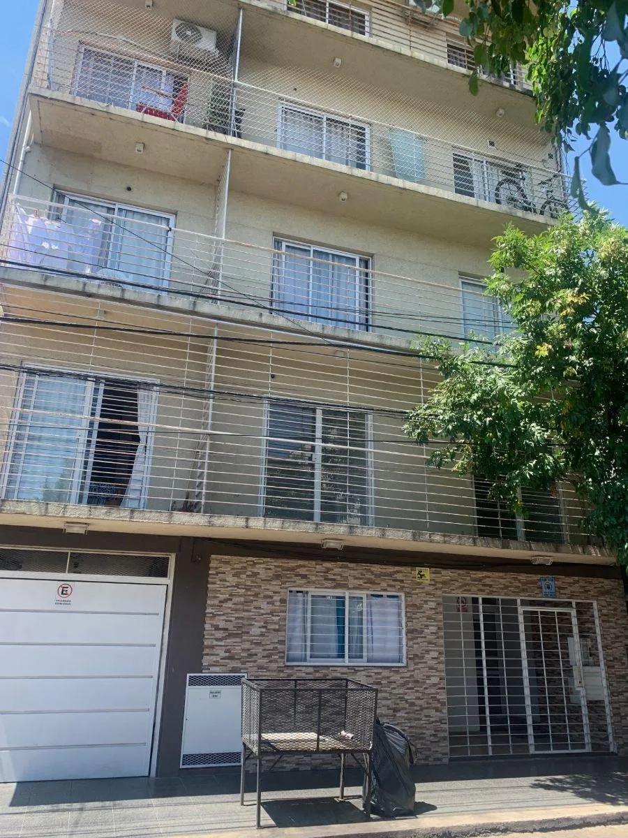 Two-room apartment with balcony in Avellaneda
