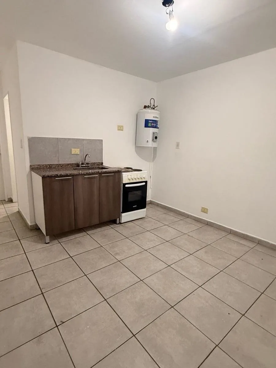 Departamento de 2 ambientes con cochera en Vicente López