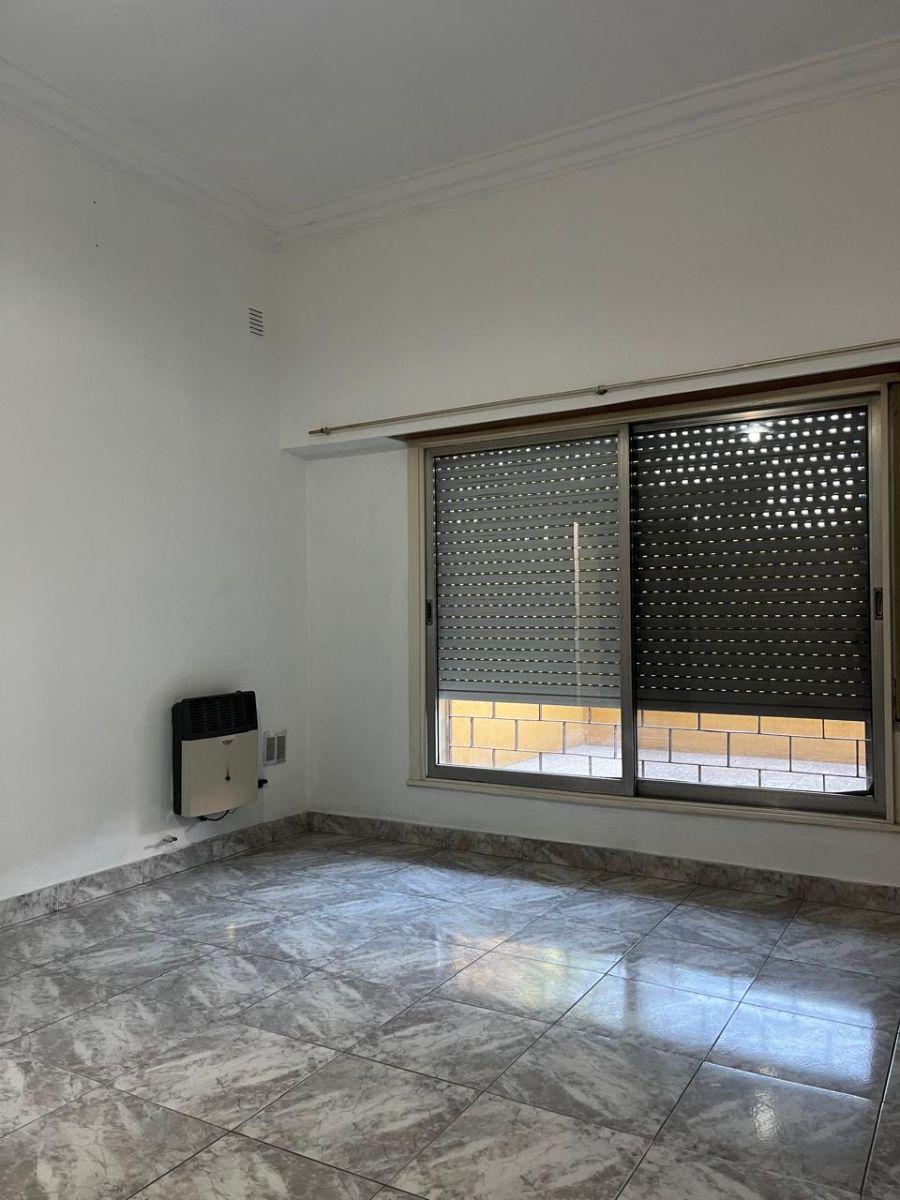 Three-room PH with patio in Villa Adelina