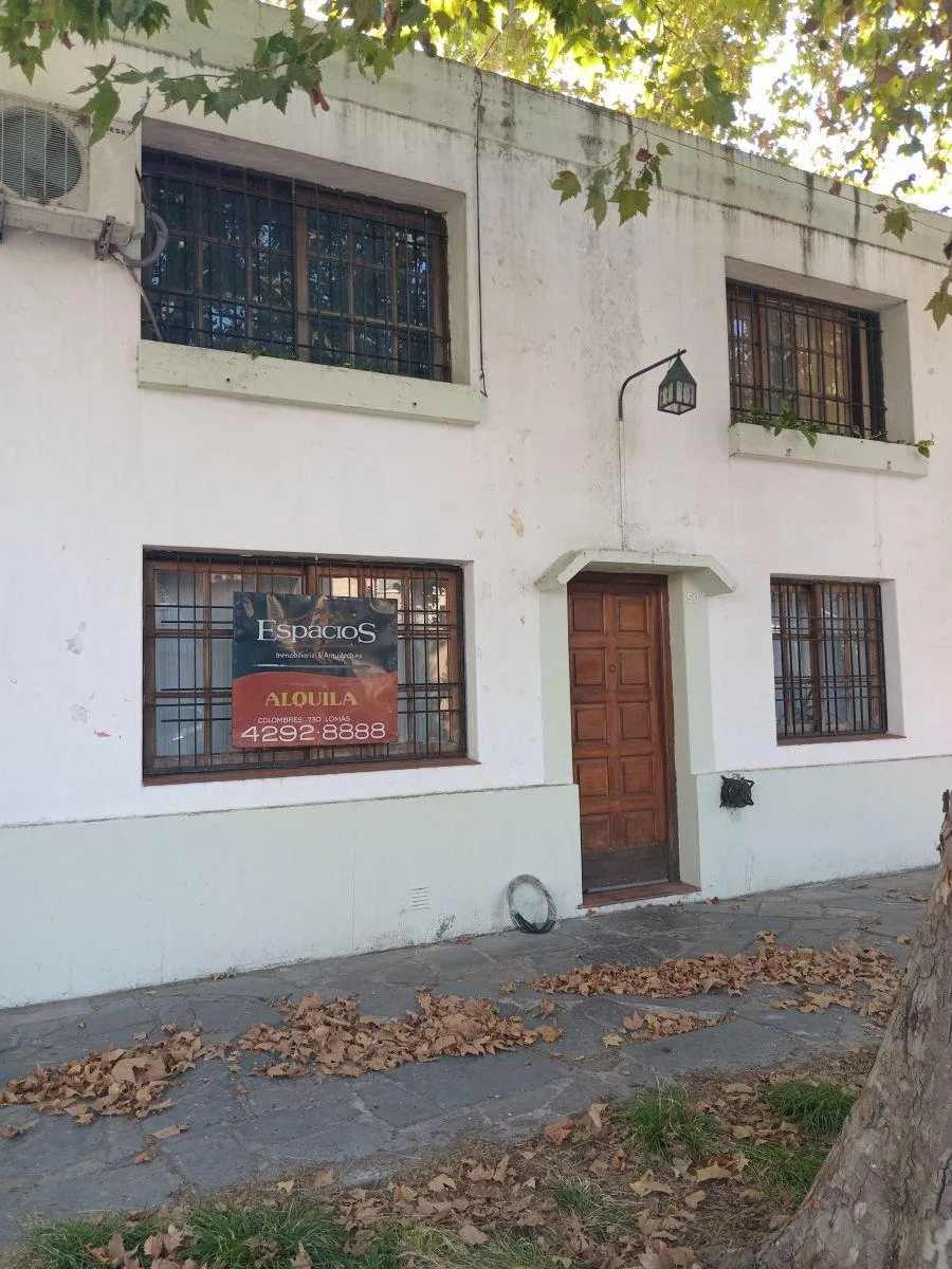 House-style PH with 2 bedrooms in Lomas de Zamora