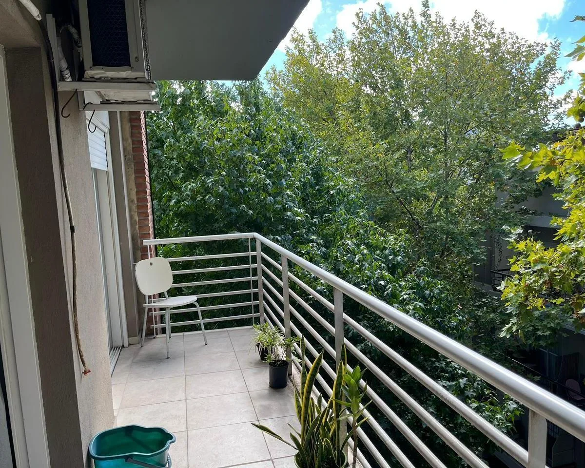 Two-room apartment with balcony in Victoria