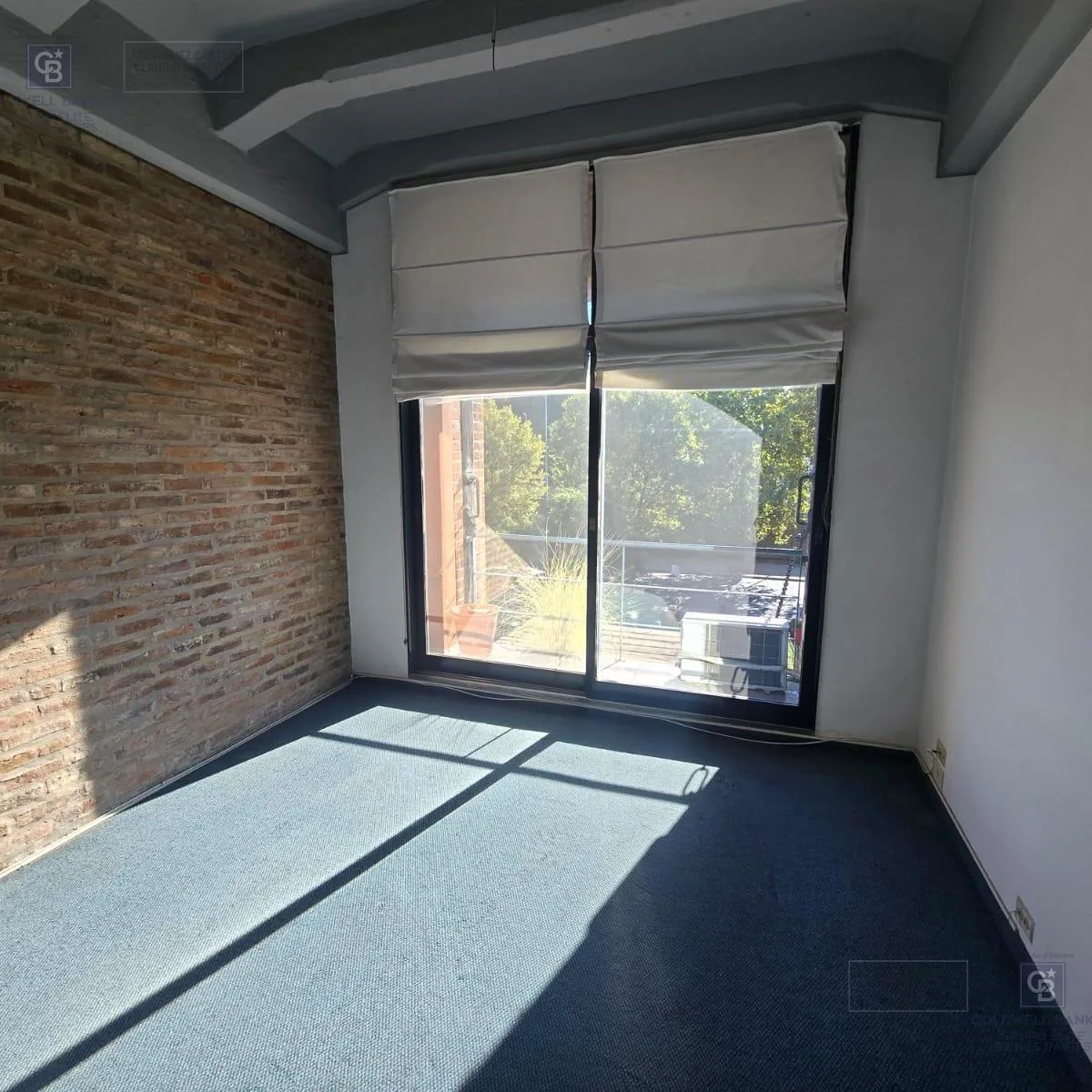 Квартира с 1 спальней, балконом и мебелью в Puerto Madero