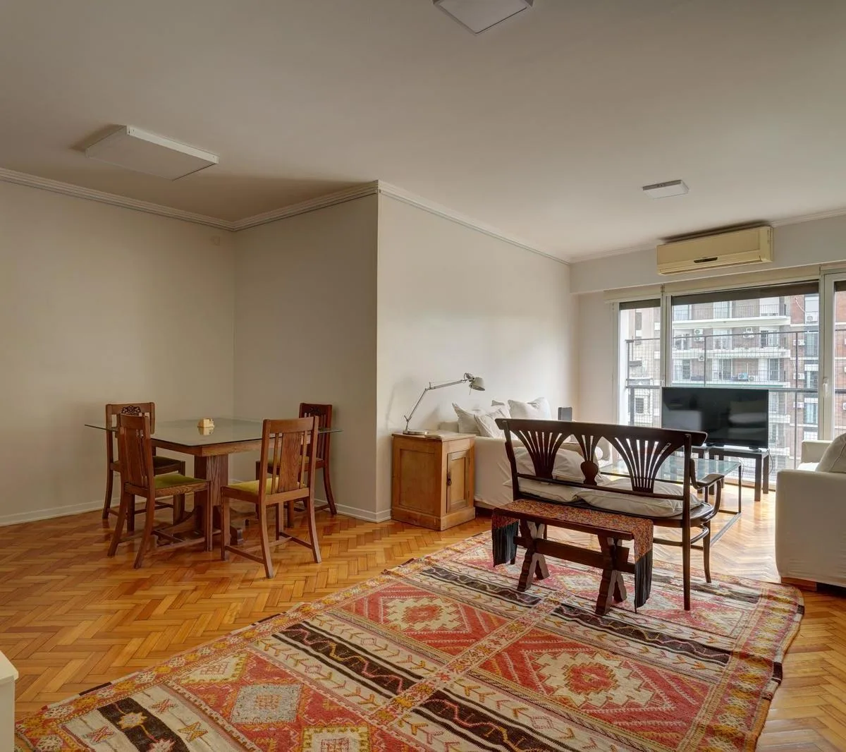 Apartamento de 5 ambientes com 4 dormitórios em Recoleta