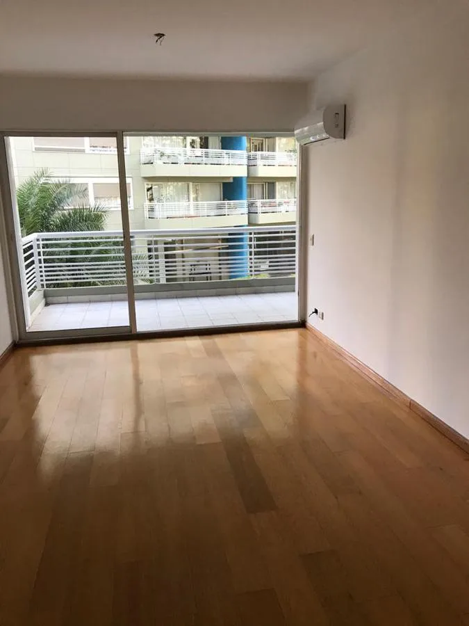 Three-room apartment with parking in Olivos, Vicente López
