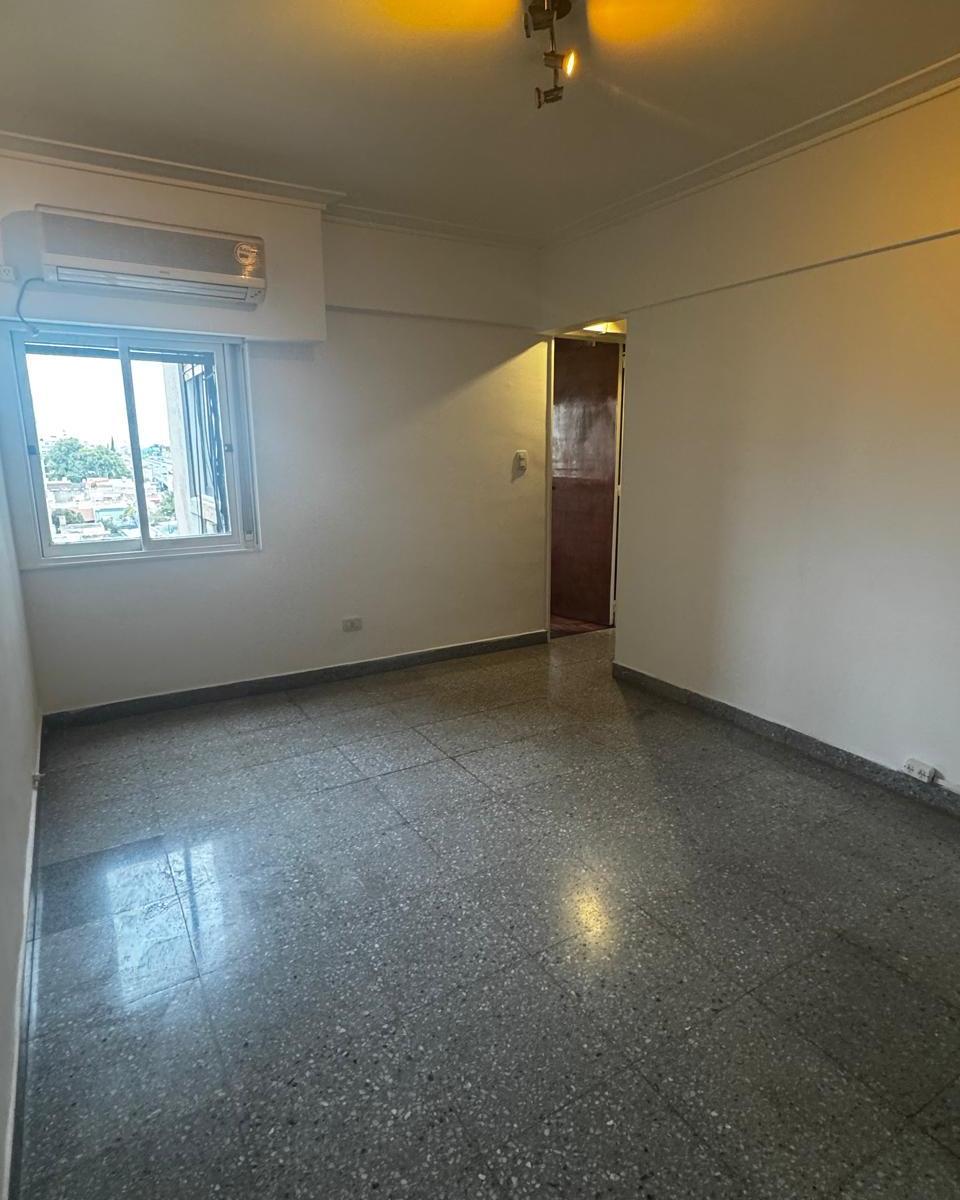 Departamento reciclado de 2 ambientes en Boedo