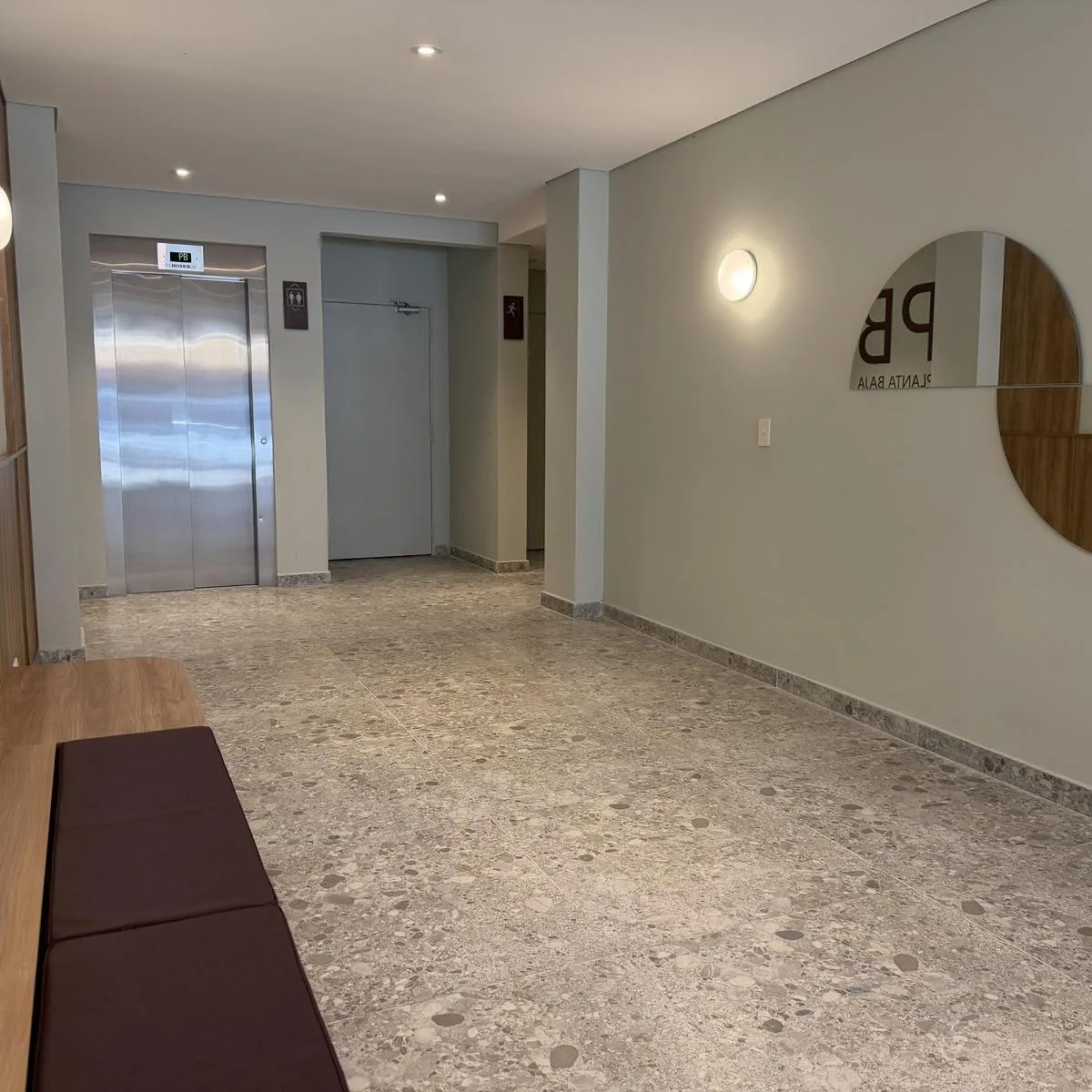 Monoambiente con balcón terraza en Belgrano