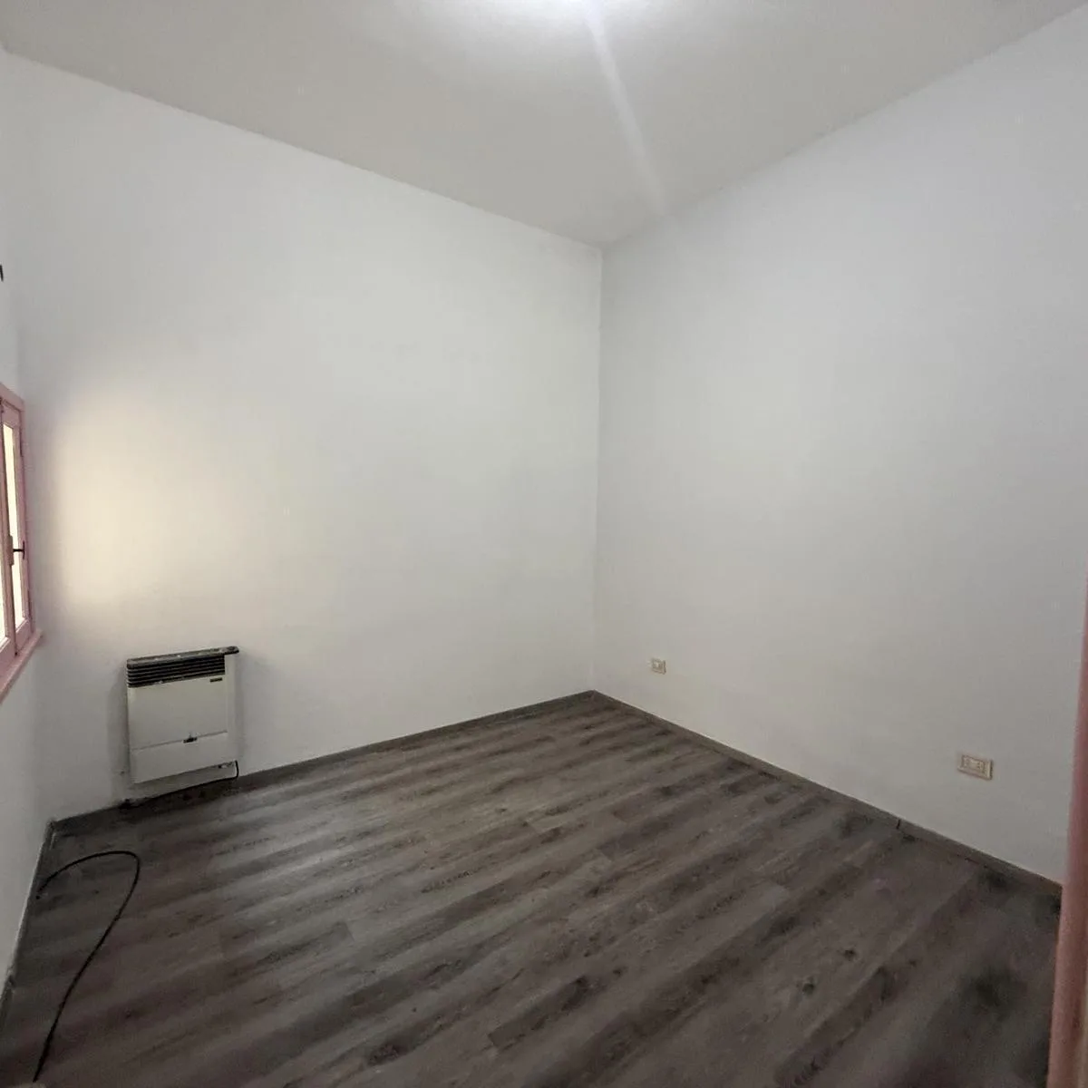 PH de 3 ambientes con patio y terraza en Wilde