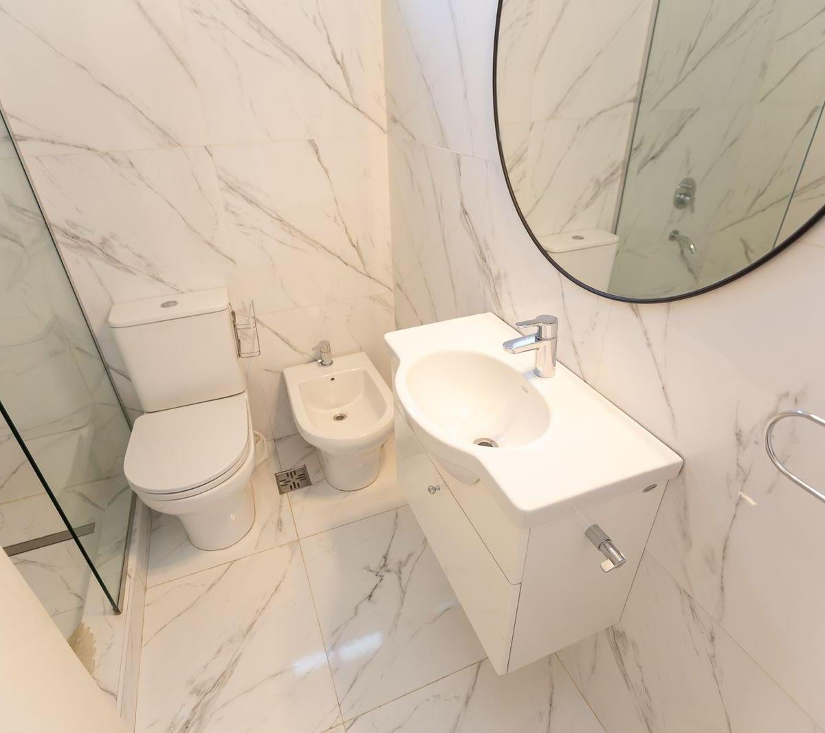 Новая квартира с 1 спальней и балконом в Coghlan