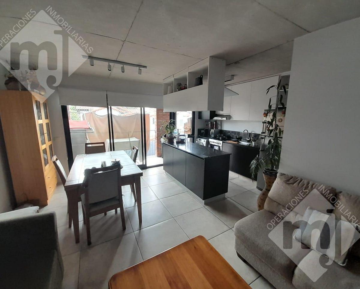 Departamento de 2 ambientes con cochera en San Fernando