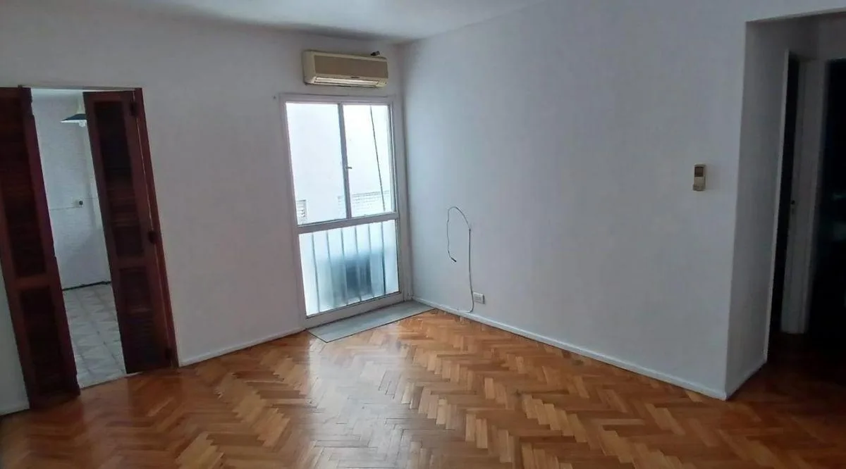Apartamento de dois ambientes com 1 dormitório em Lanús