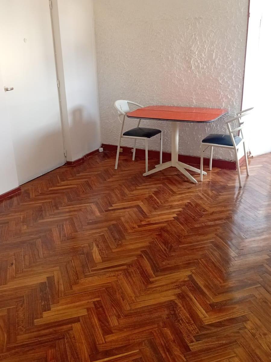 Квартира-студия в аренду в Flores