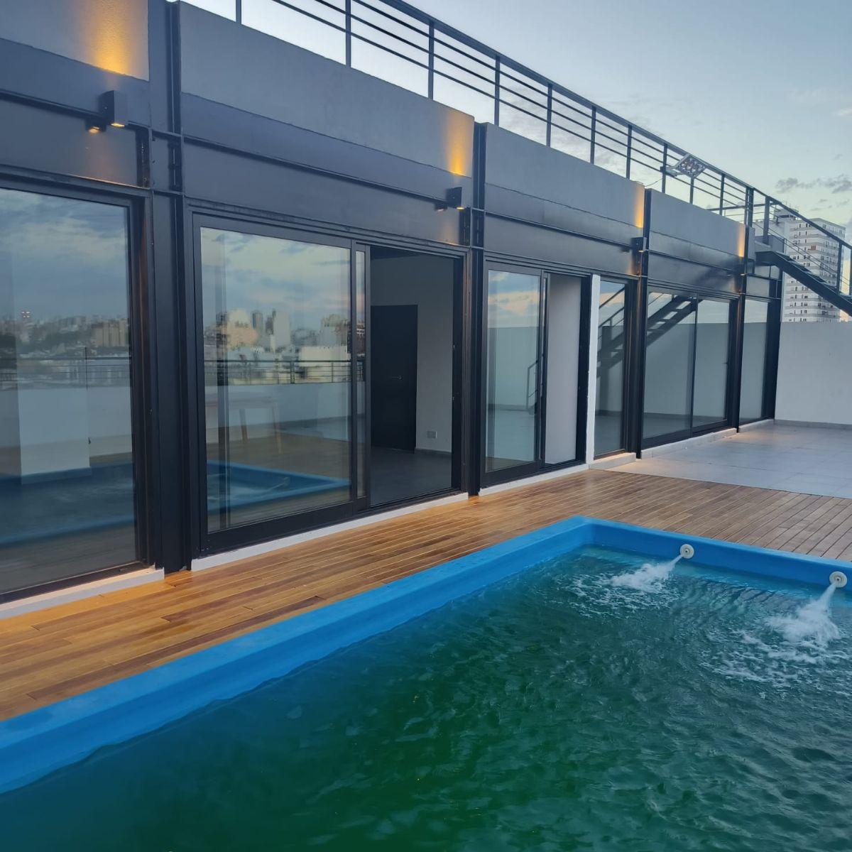 Studio apartment with balcony in Boedo