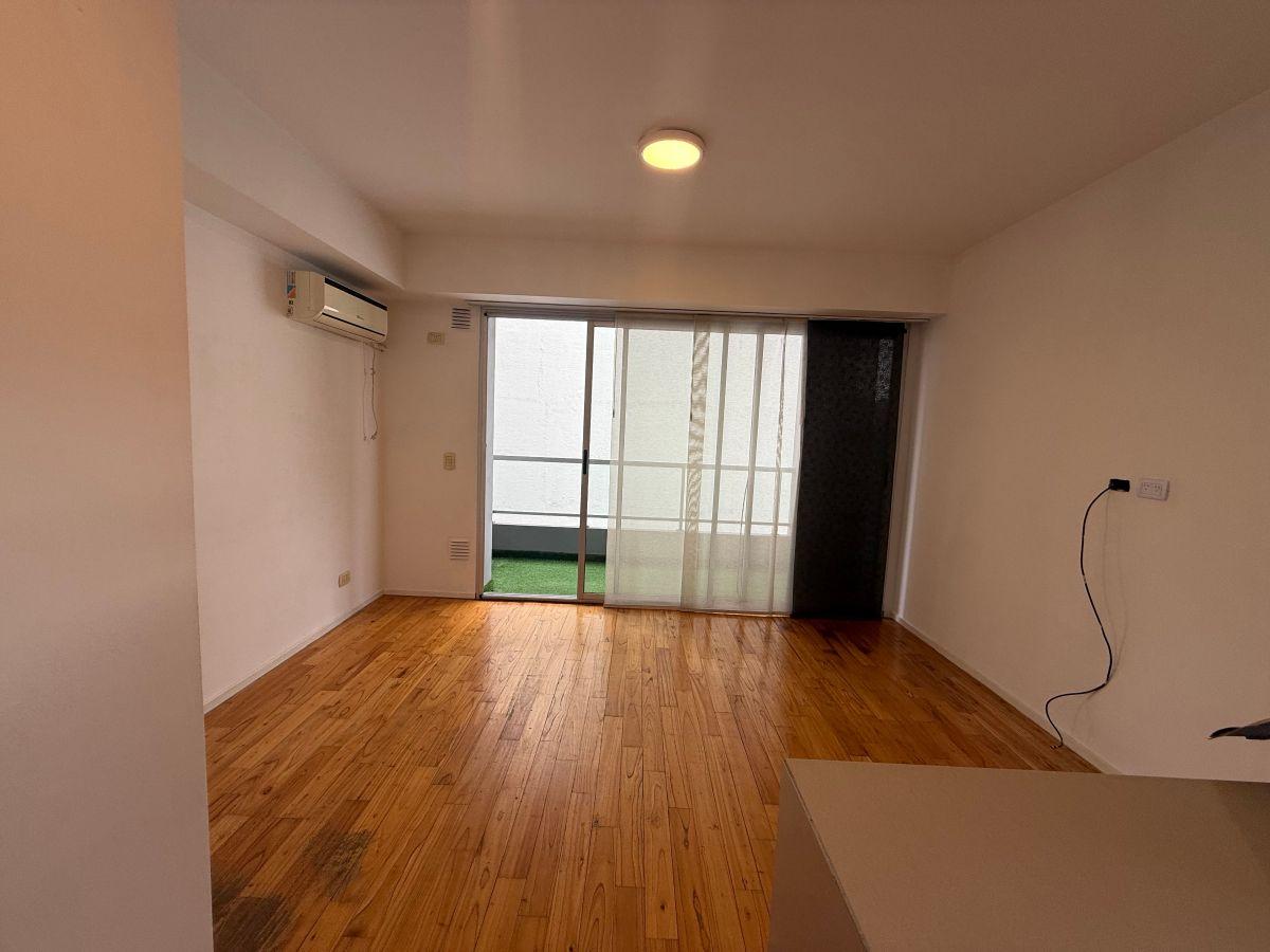 Квартира с двумя комнатами и (закреплённым) парковочным местом в Coghlan