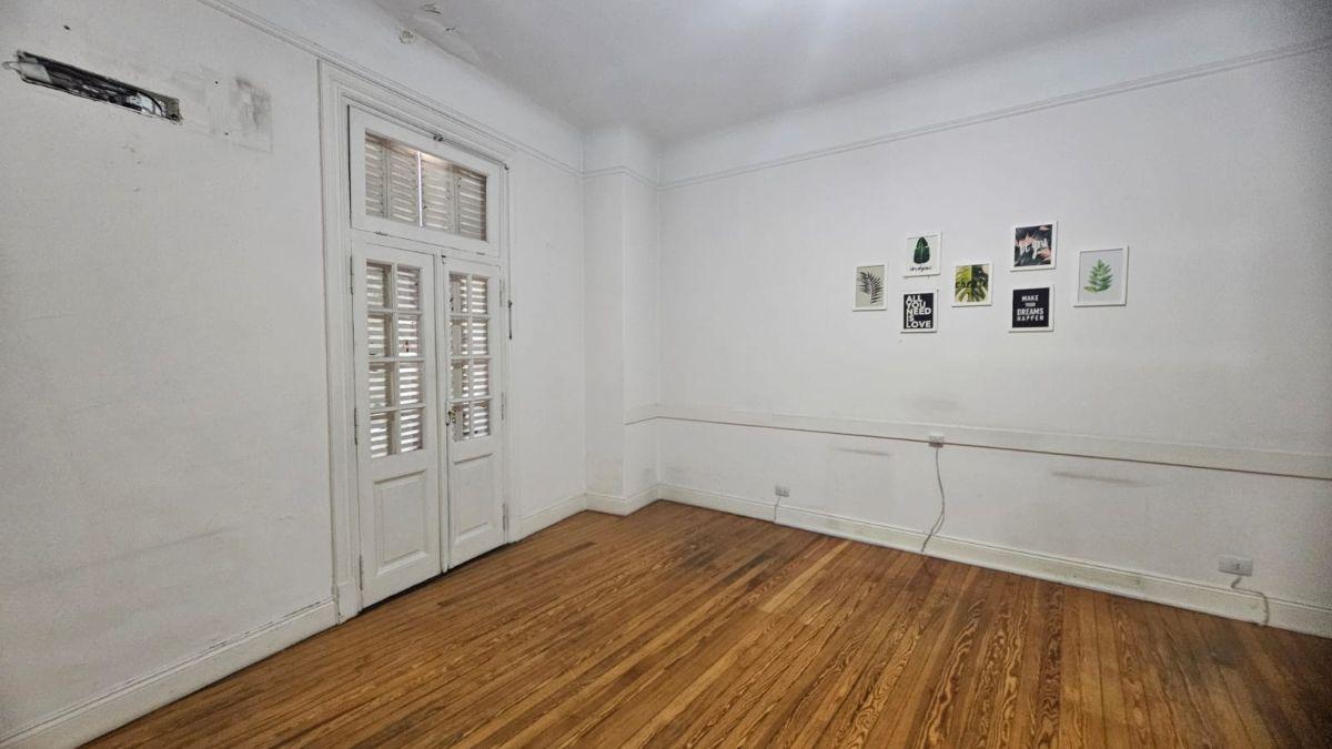 Four-bedroom apartment in Caballito