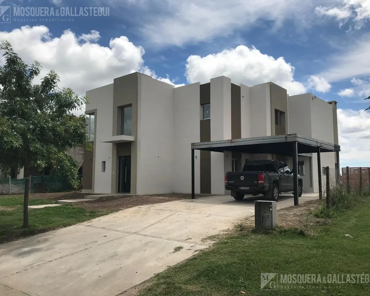 Casa de 3 dormitórios em El Canton, Islas