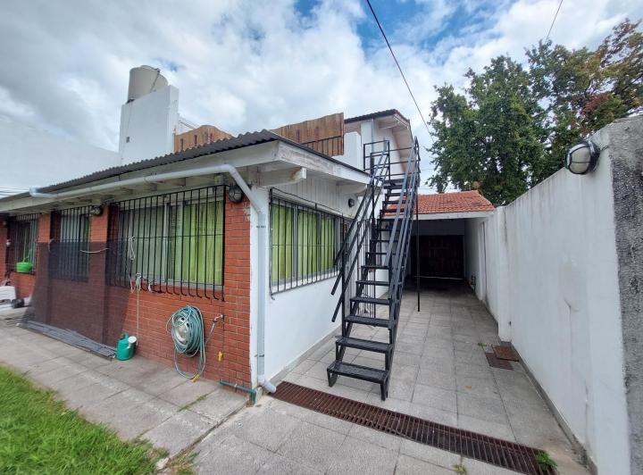 PH de 3 ambientes sin expensas en Villa Adelina