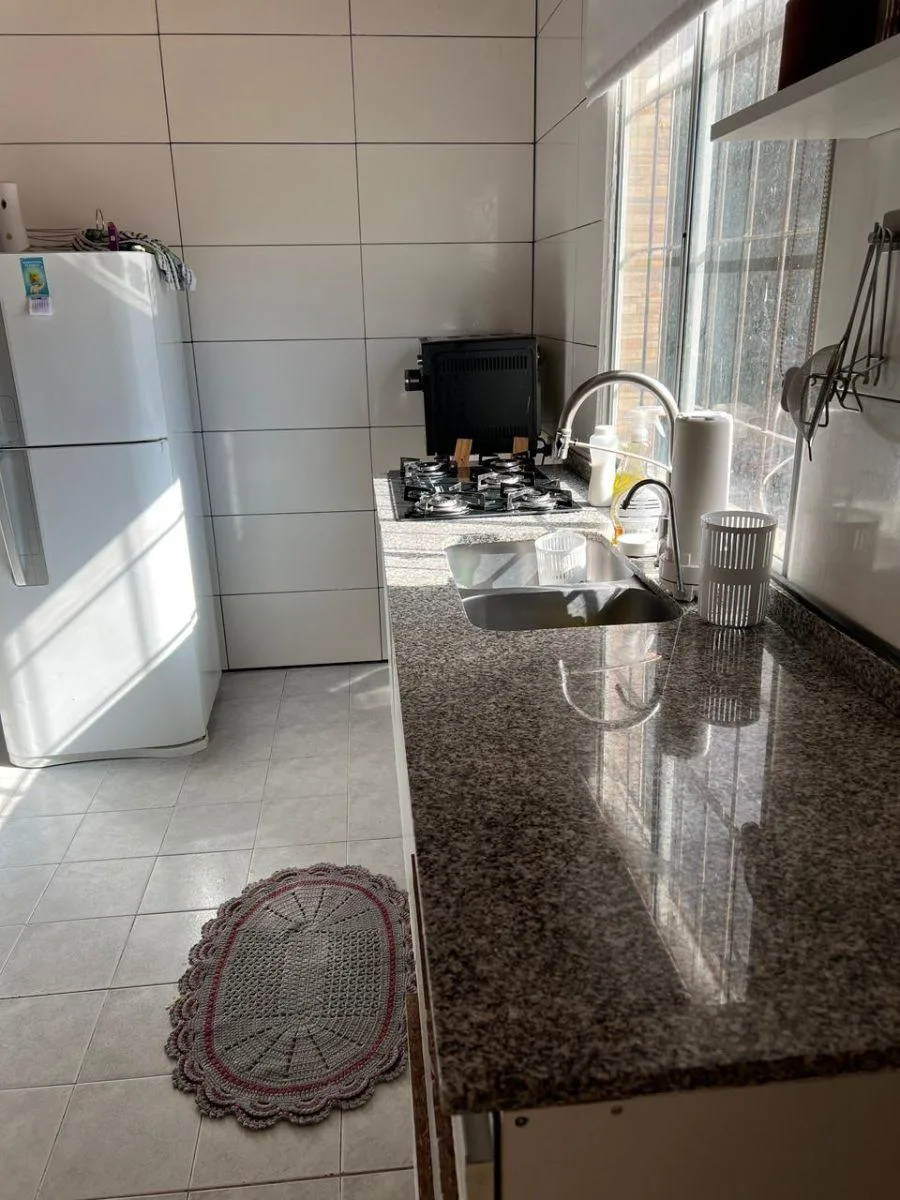 Two-bedroom house for rent in Caseros