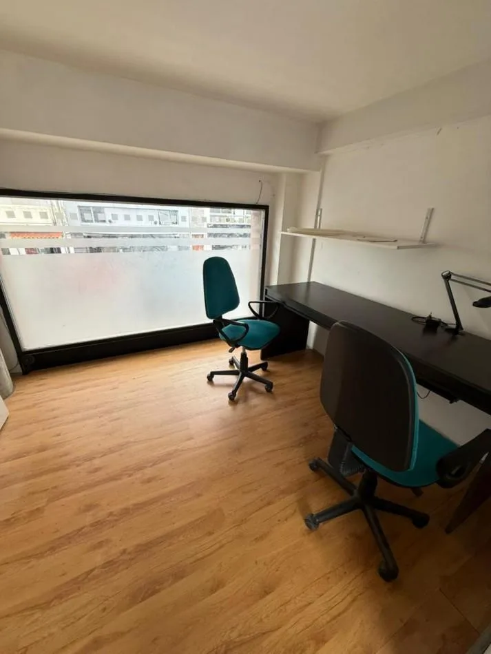 Studio apartment with parking in La Plata