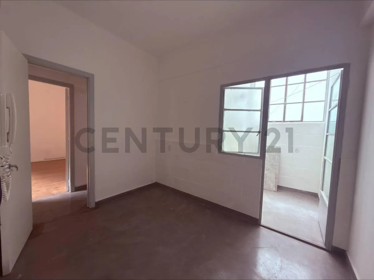 Departamento de 2 dormitorios en alquiler en La Plata