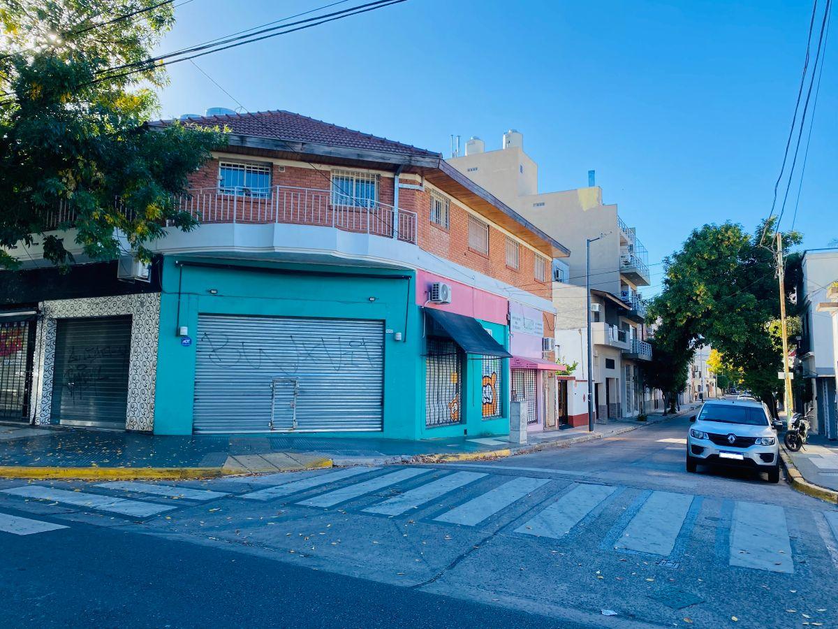 Квартира PH с 2 спальнями и патио в Monte Castro