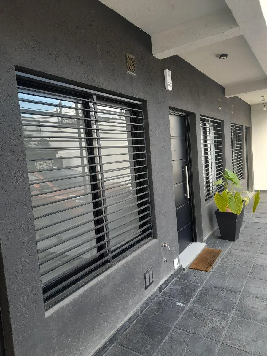 Alquiler de Duplex a Estrenar. Ituzaingo Norte