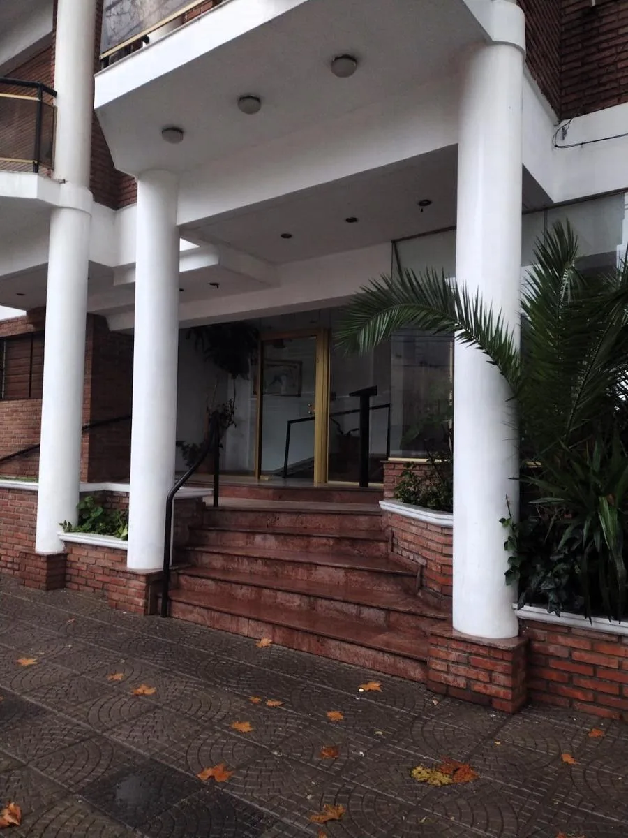 Two-room apartment in General San Martín near Plaza Roca