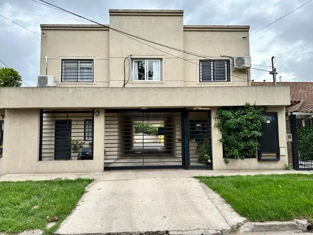Departamento Dos Ambientes con Cochera