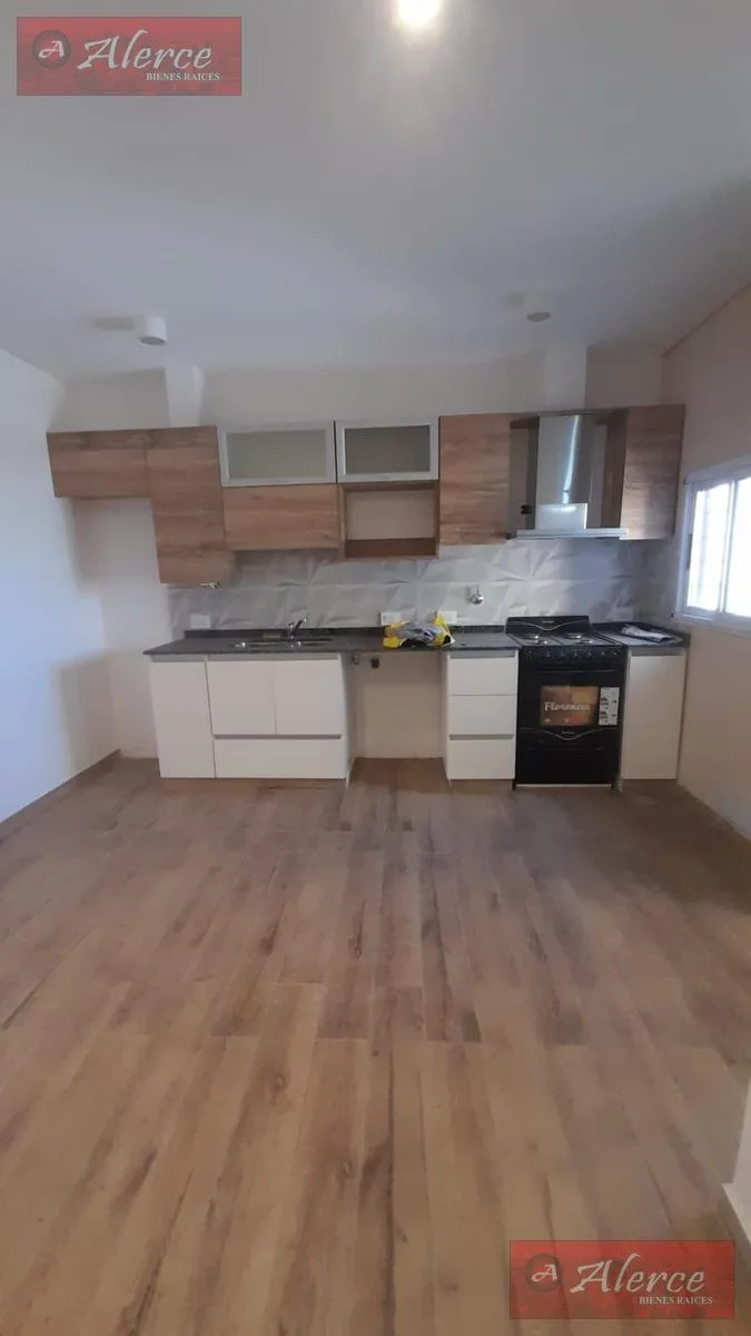 Apartamento de dois ambientes em Lanús
