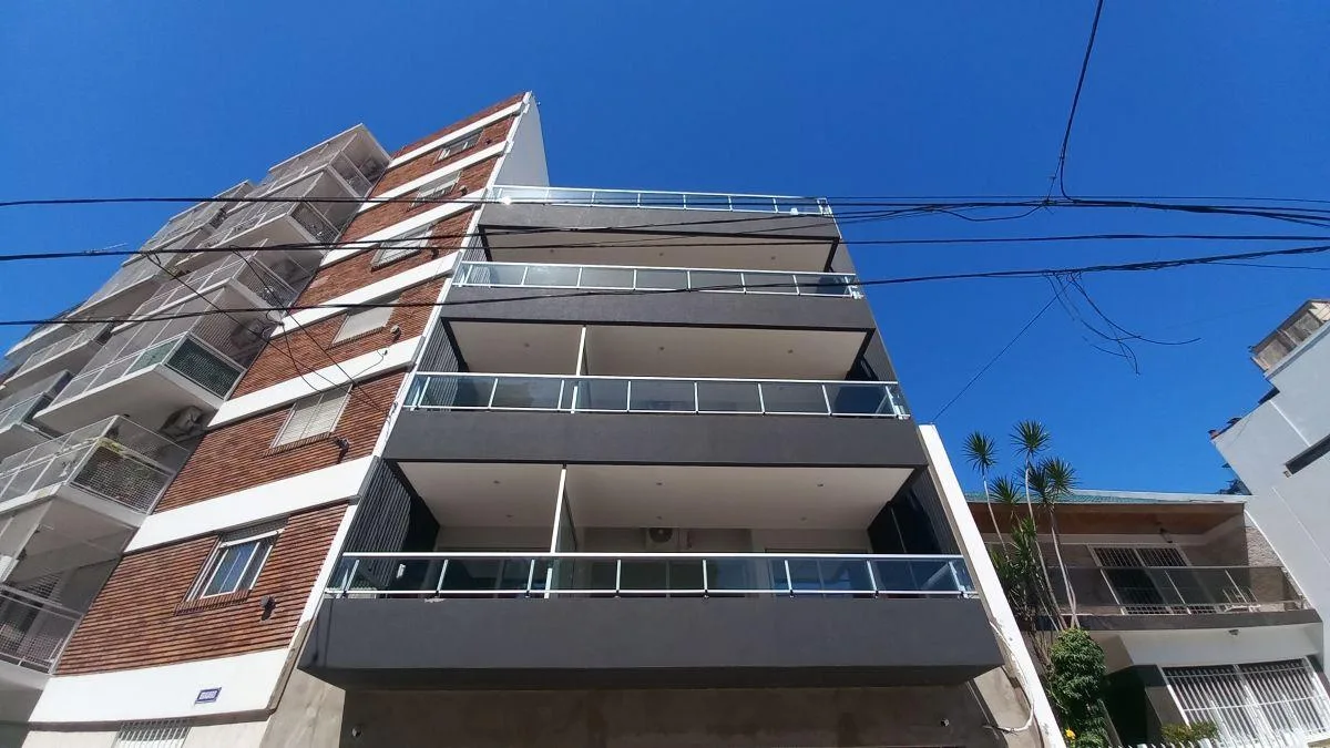 Monoambiente con parrilla en Villa Crespo