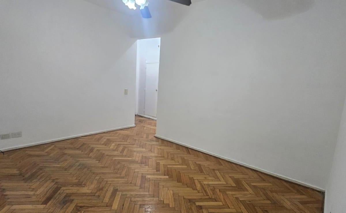 Departamento de 2 ambientes en Parque Avellaneda